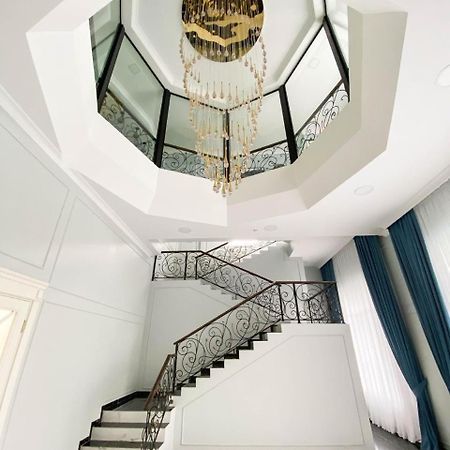 Korkem Tau Hotell Astana Eksteriør bilde