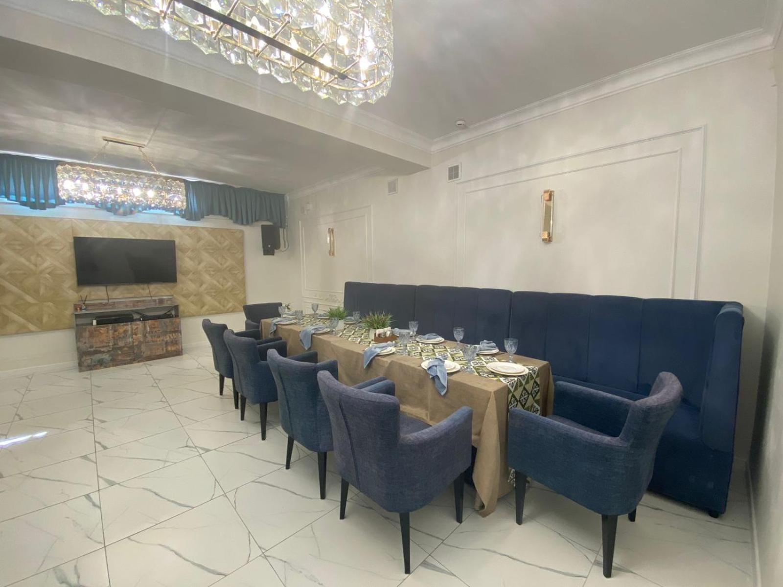 Korkem Tau Hotell Astana Eksteriør bilde